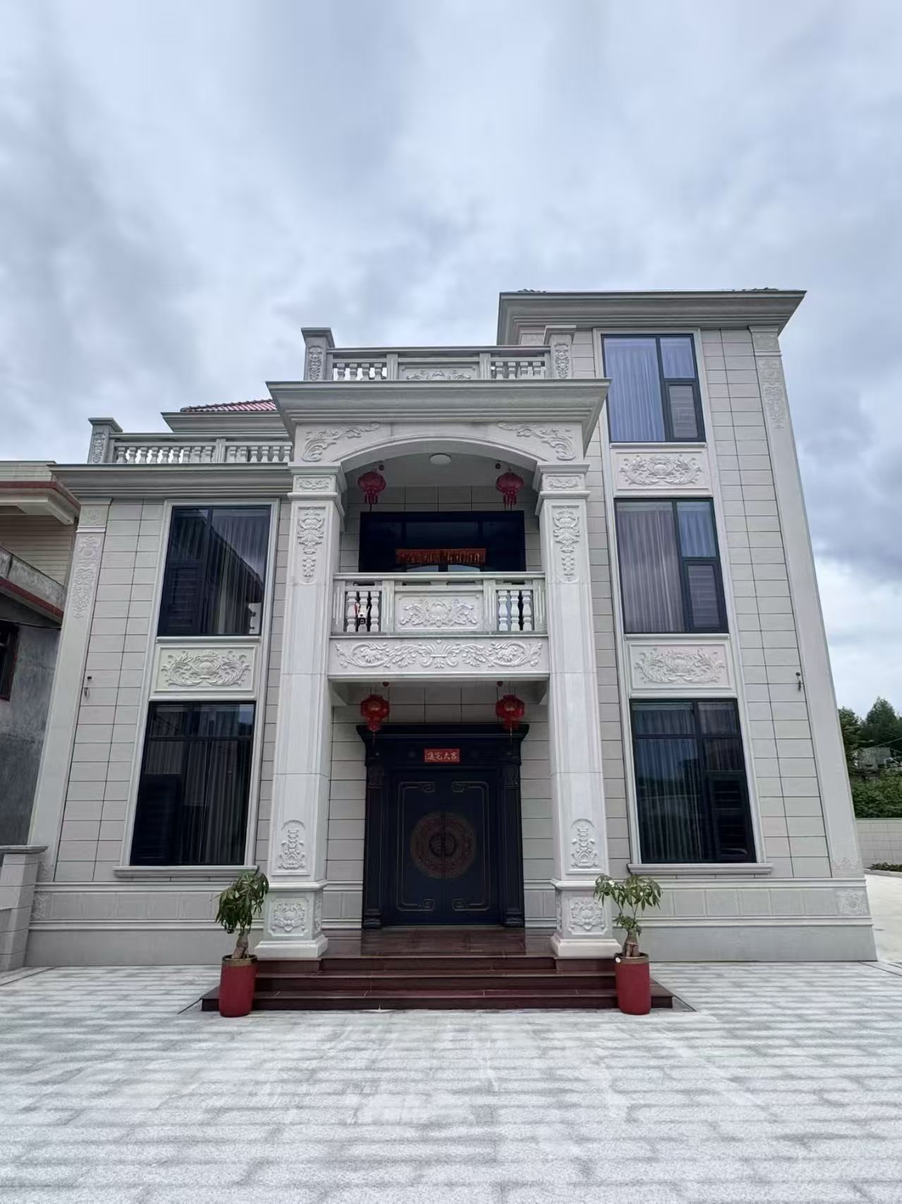 广安 芝麻白石材别墅干挂案例展示