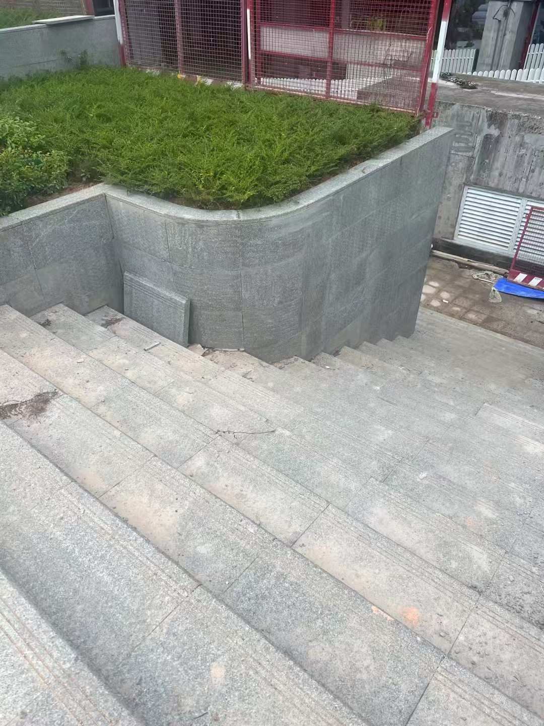 广安 芝麻黑火烧面铺装案例